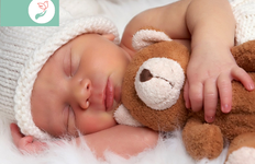 Cum doarme corect un bebeluș? Iată poziții de somn recomandate de kinetoterapeuți!